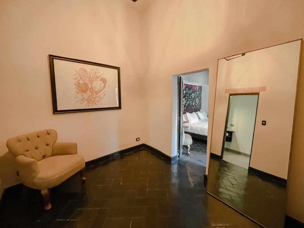 Hotel Maria Bonita Альенде Экстерьер фото