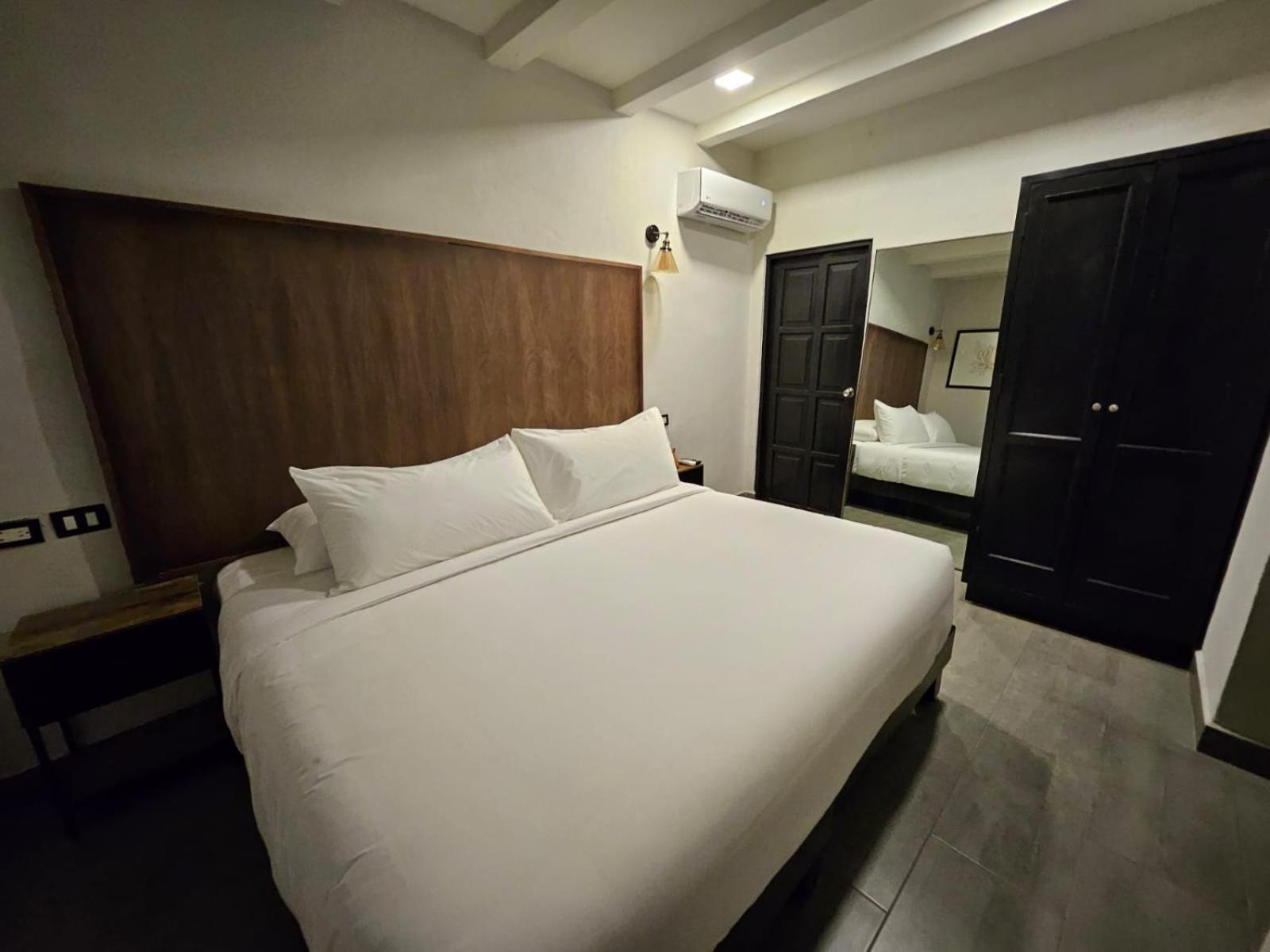 Hotel Maria Bonita Альенде Экстерьер фото