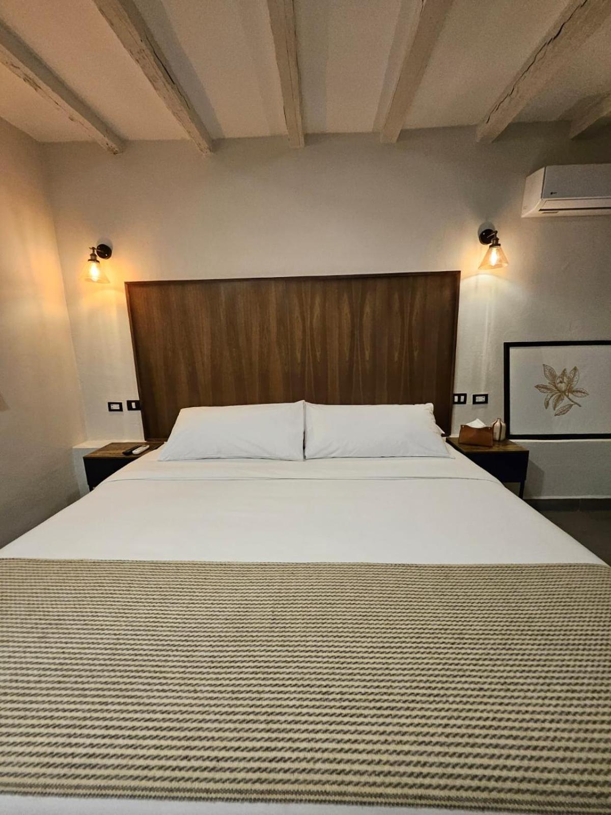 Hotel Maria Bonita Альенде Экстерьер фото